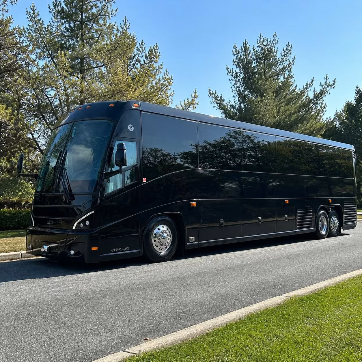 ada accessible and dod compliant bus options available for roswell military and government groups