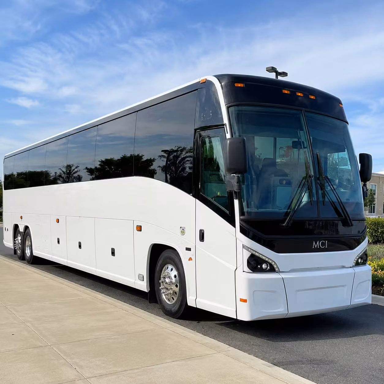 charter bus rentals for large concert groups in the roswell area