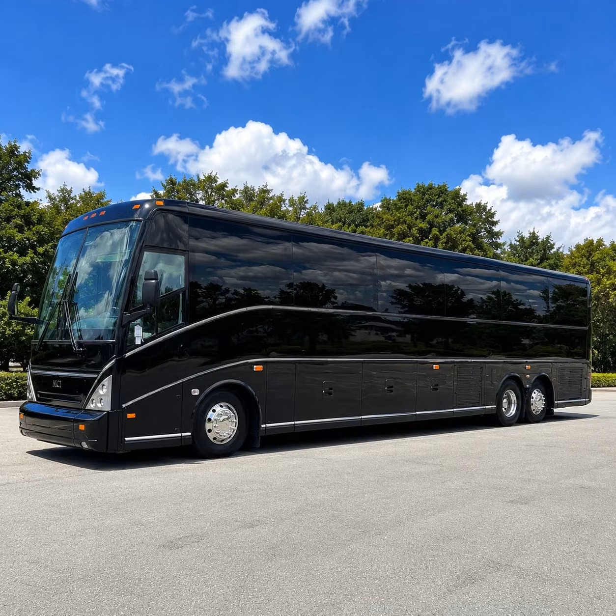 corporate event shuttles in roswell that make your company look good