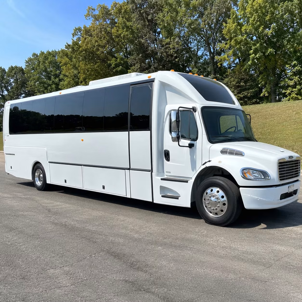 party bus rentals for roswell groups heading to state farm arena