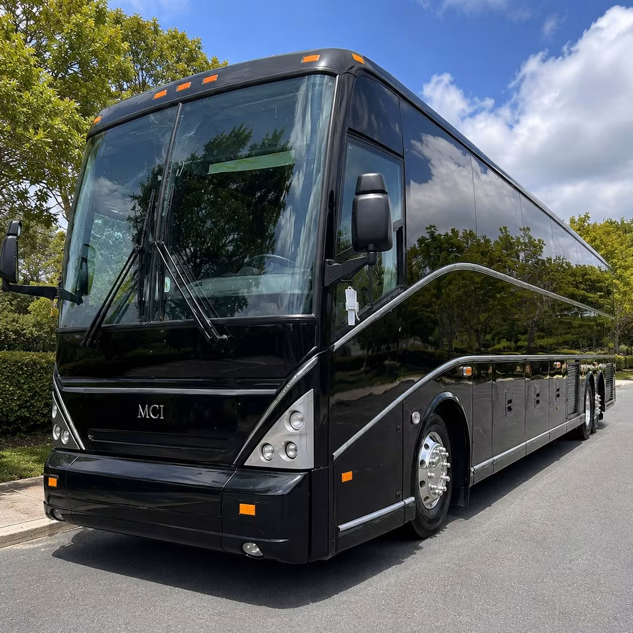 roswell concert and sporting event transportation that skips the parking nightmare