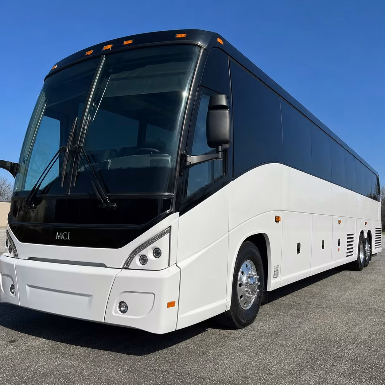 roswell corporate groups trust private airport shuttles for executive travel and team departures